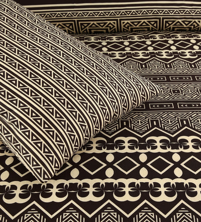 Wooden Room 4 Pillow Cotton Printed Bedsheet Set